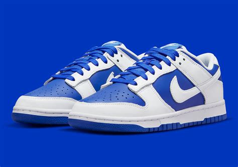 dunk low racer blue white.